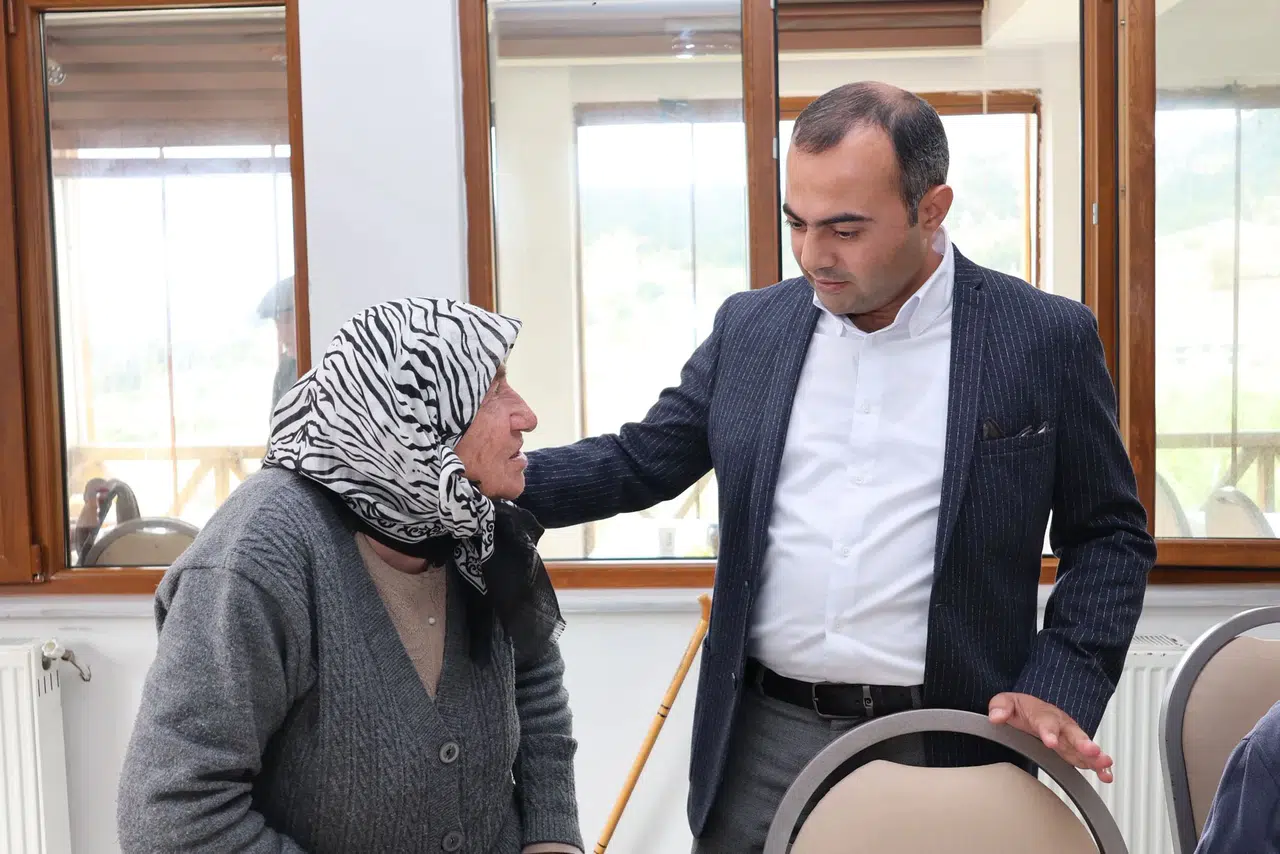 Şavşat Kaymakamı, Huzurevi'nde İncelemelerde Bulundu