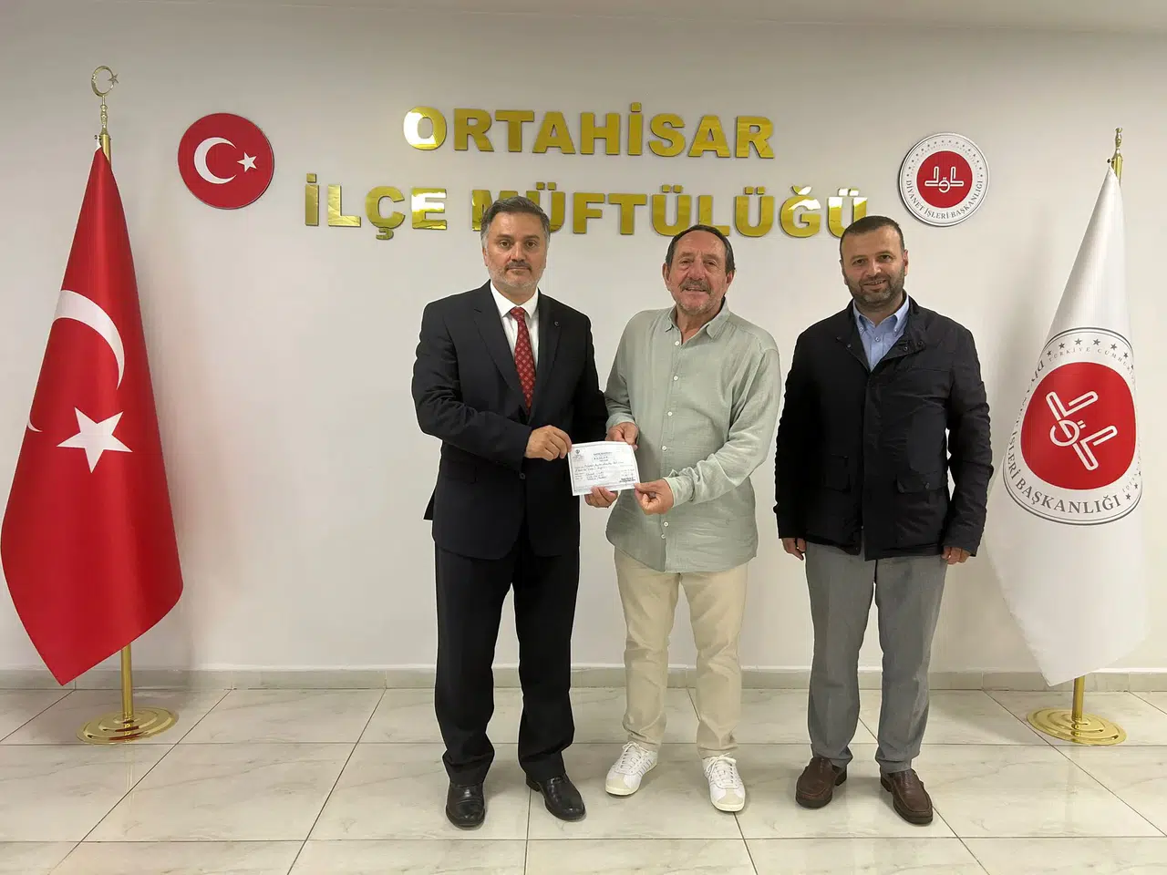 Trabzonlu esnaf Nevzat Uzun, her ay kazancının bir kısmını Filistin'e bağışlıyor