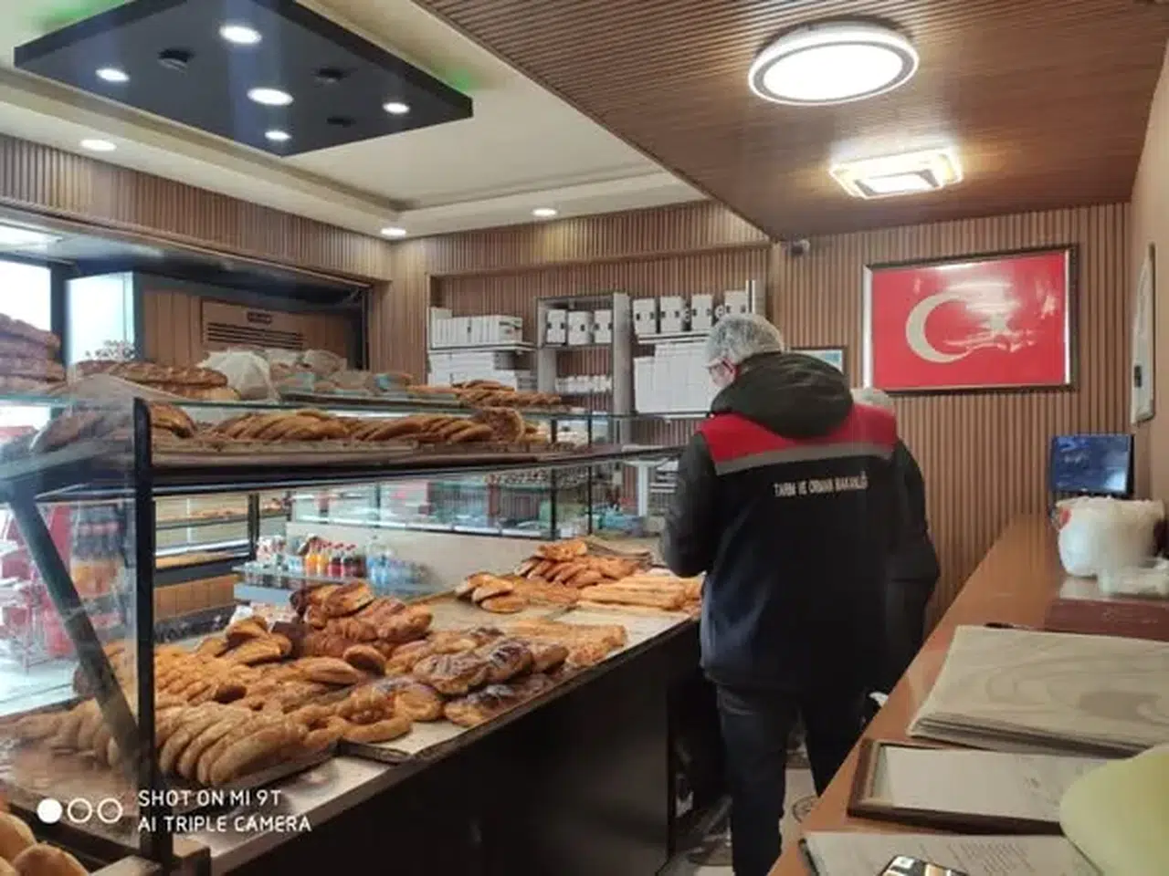 Erzurum'da Gıda Güvenliği İçin Kapsamlı Denetimler Sürüyor, 288 İşletme İncelendi