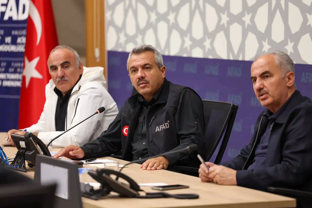 Rize’de yoğun yağış sonrası kriz masası kuruldu, vatandaşlar uyarıldı