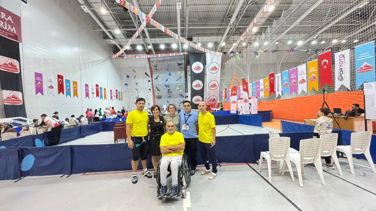 ÇADOSK Sporcuları Türkiye Şampiyonasında Zirveye Tırmandı