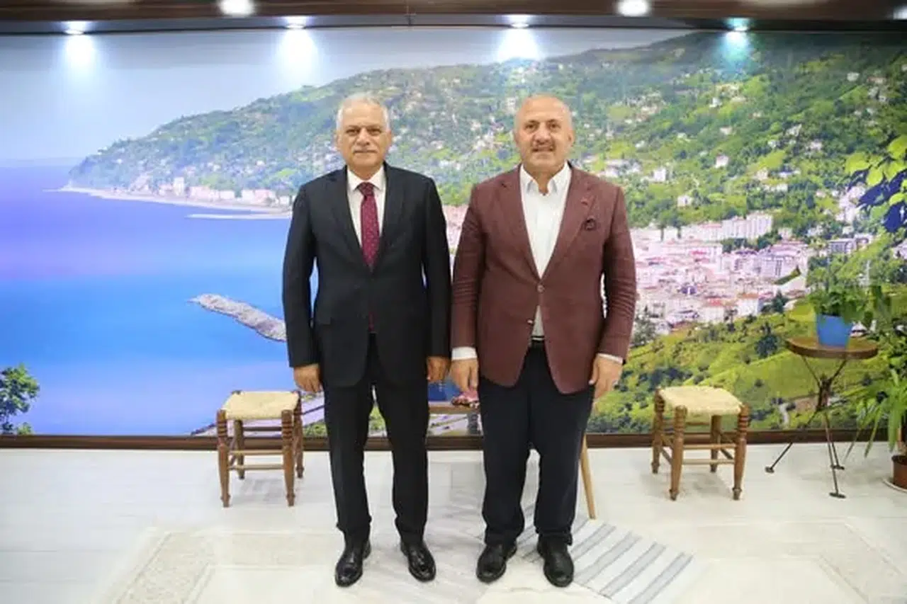 Rize Çayeli'nde Bakanlık Yetkililerinden Belediye'ye Ziyaret ve İş Birliği Fırsatları Değerlendirildi