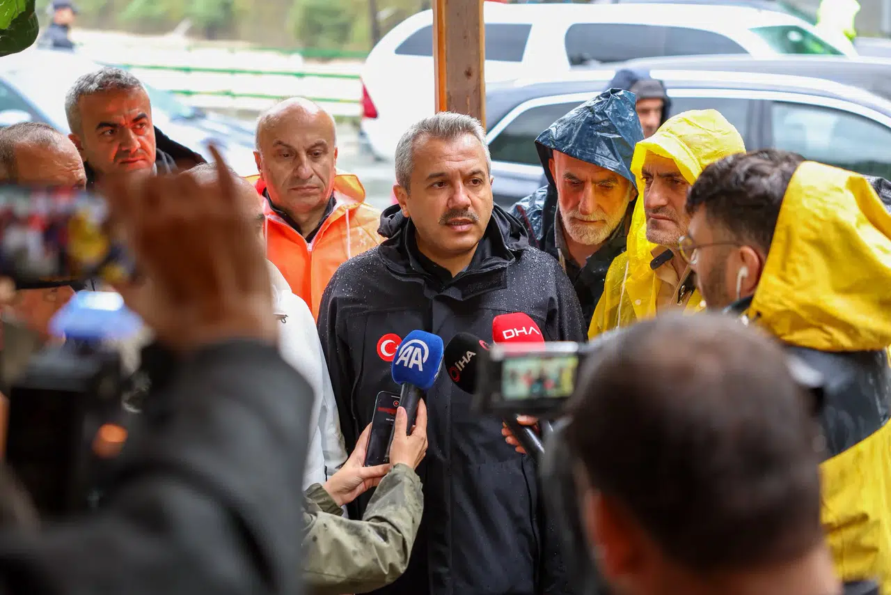 Rize'de sağanak yağış sonrası acil müdahale: Vali Baydaş'tan inceleme ve uyarılar
