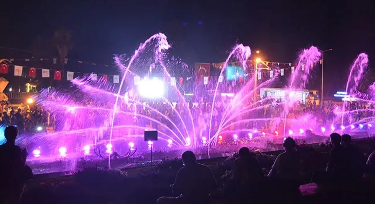 Antalya'nın ünlü havuzu kaderine terk edildi, esnaf ve halk geri dönüş istedi