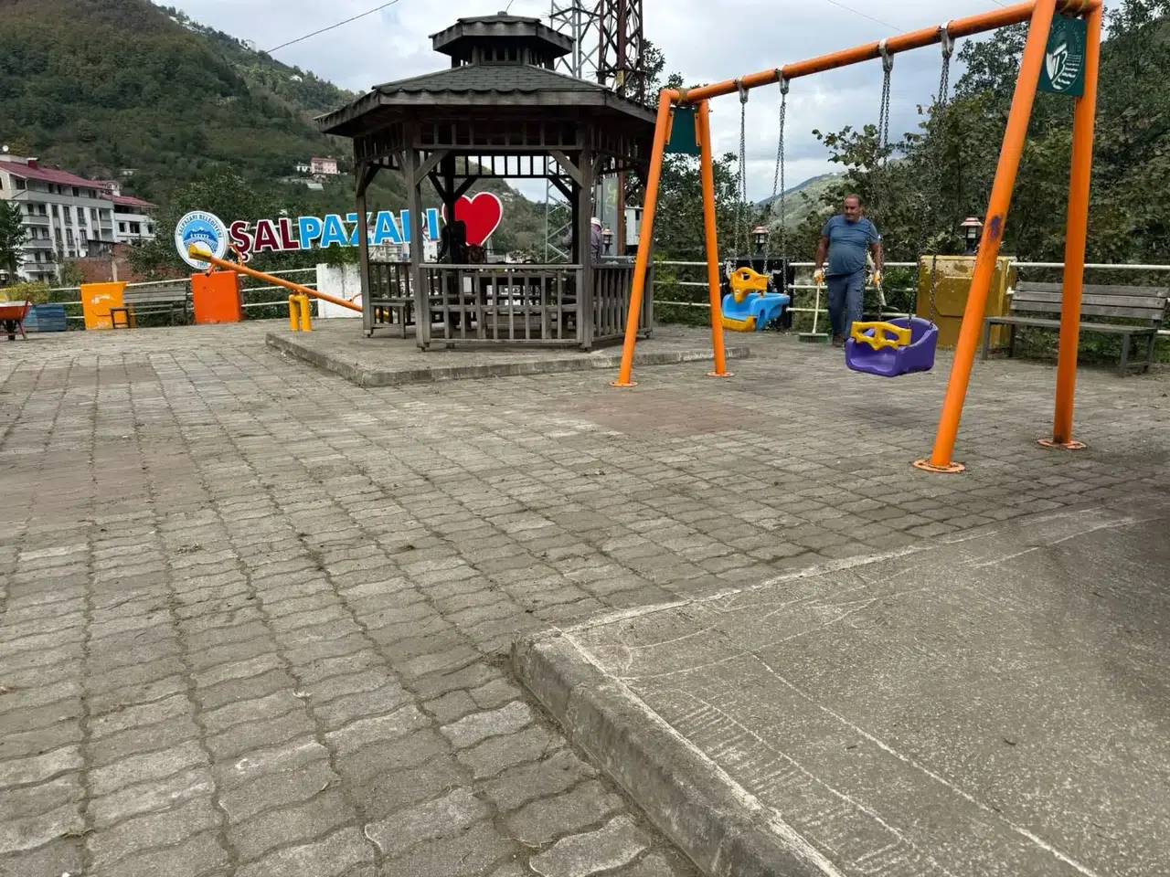 Şalpazarı'nda Park ve Yeşil Alanlar İçin Sürekli Çalışmalar Devam Ediyor