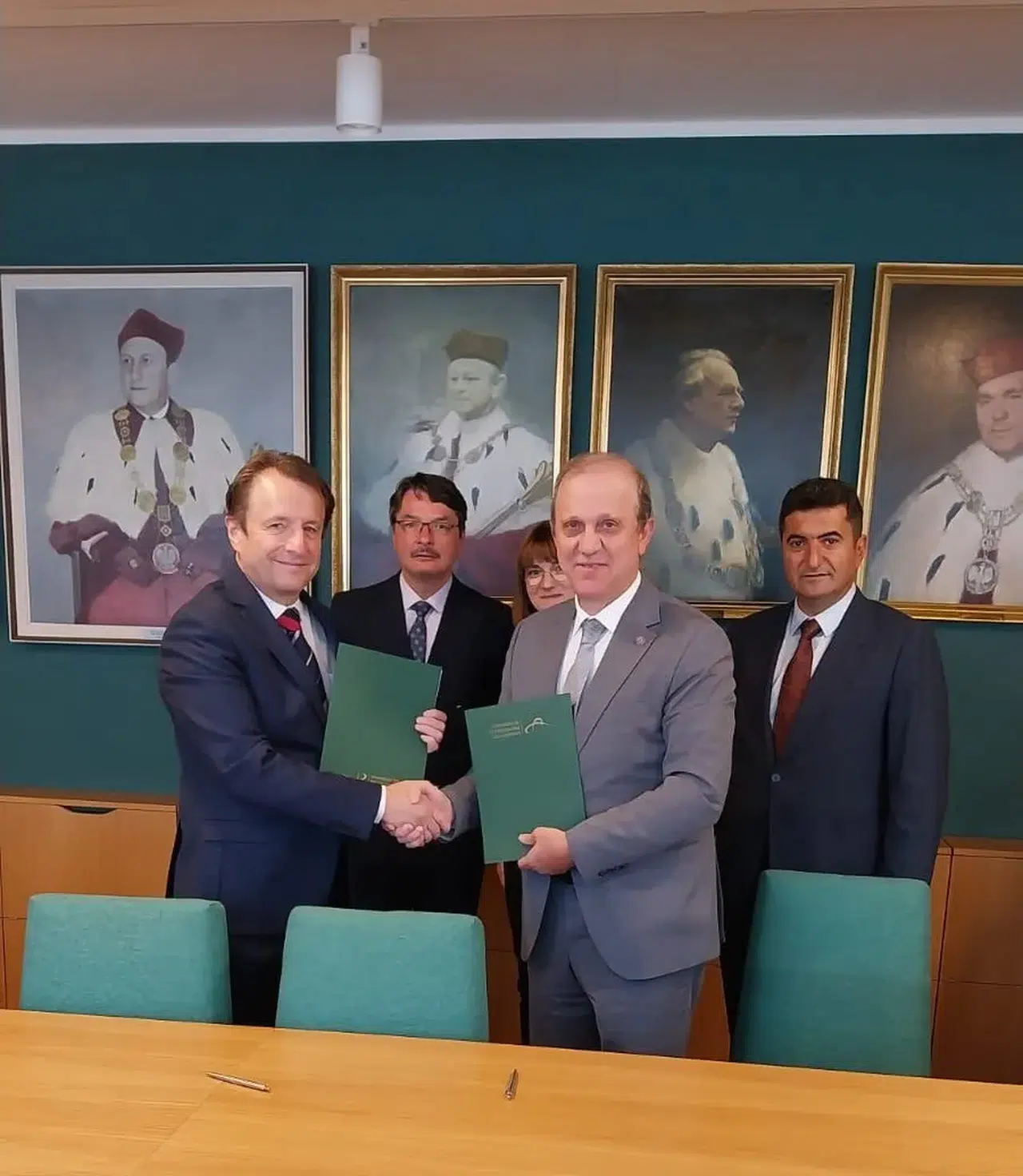 KTÜ, Polonya'da iş birliği protokolü imzaladı; eğitim ve araştırmada uluslararası deneyim artırılıyor