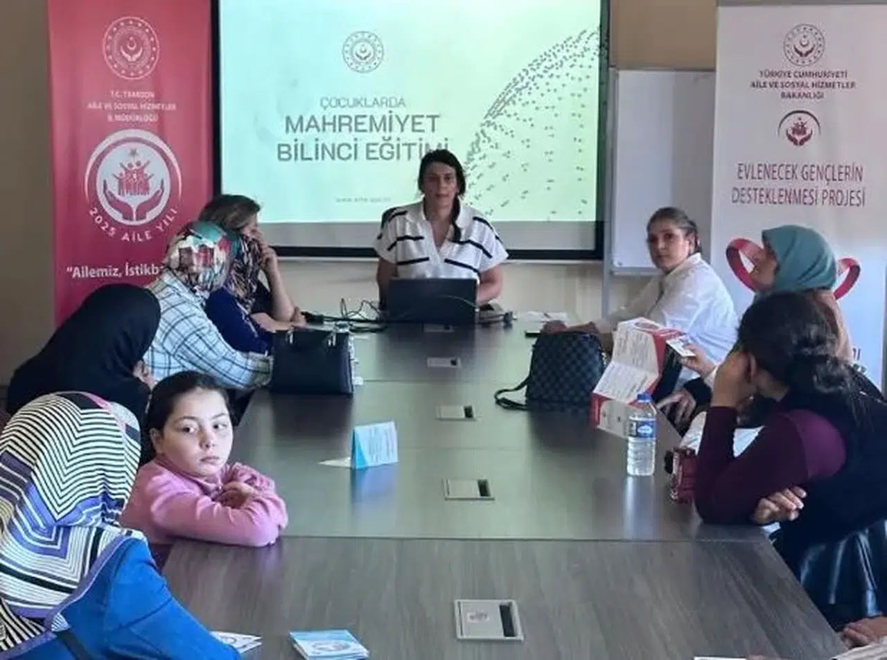 Trabzon'da Aile Yılı Etkinlikleri Kapsamında Mahremiyet Eğitimi Düzenlendi