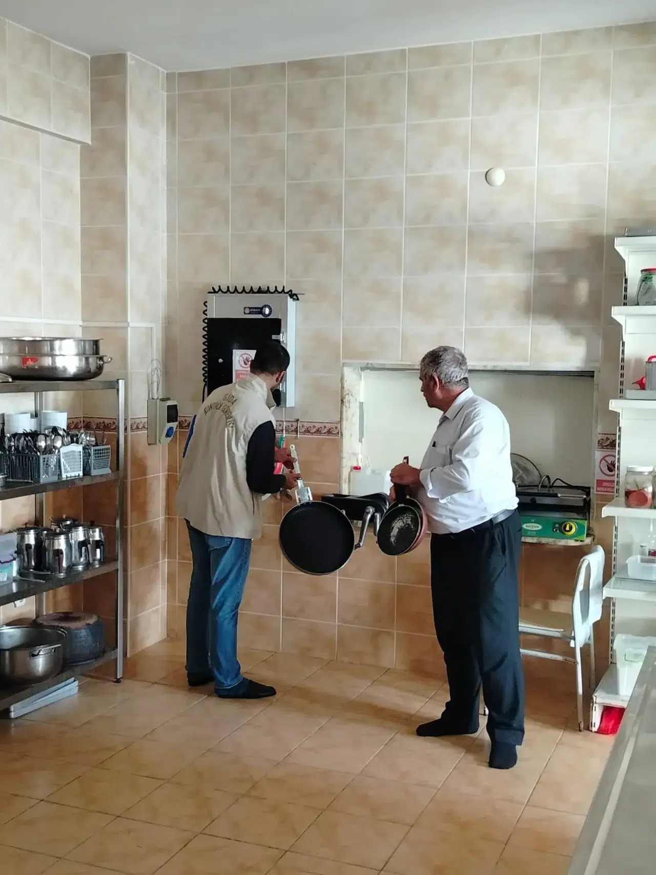 Arsin'de gıda güvenliği denetimleriyle sağlıklı gıda tüketimi güvence altına alınacak