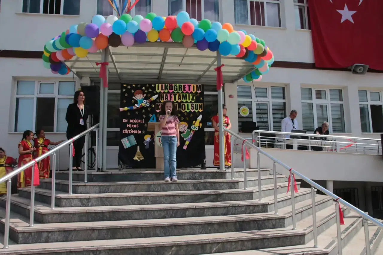 Ardeşen’de İlköğretim Haftası Coşkuyla Kutlandı