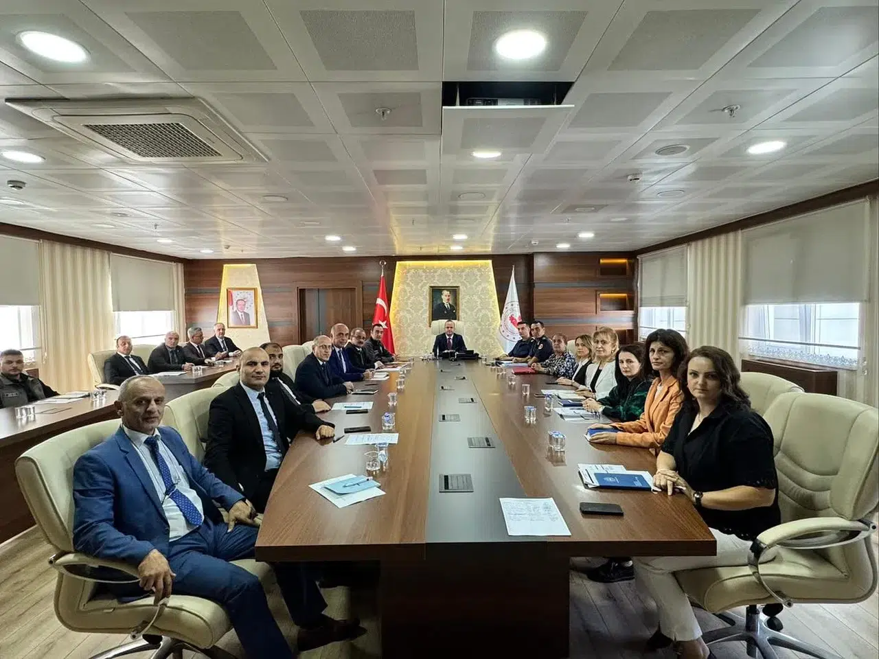 Hopa'da Kamu Hizmetleri İçin Önemli Toplantı Gerçekleştirildi