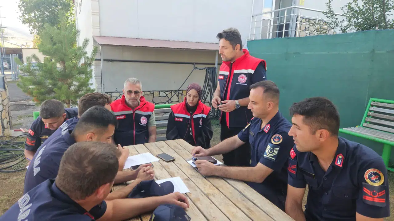 Bayburt'ta Jandarmaya Mera Eğitimi: Sürdürülebilir Hayvancılık İçin Önemli Adım