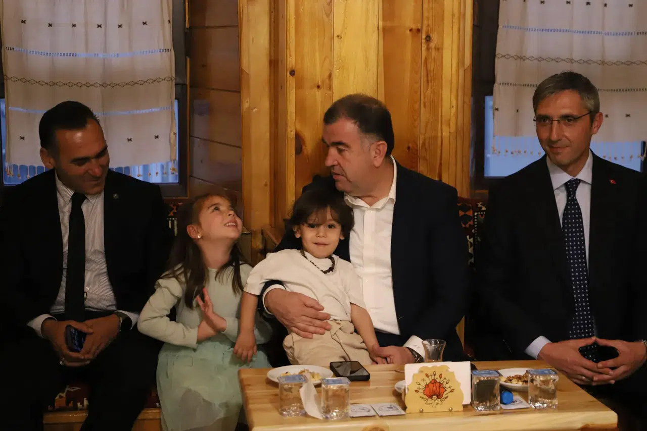 Bayburt'ta yeni öğretmenler için tanışma toplantısı, eğitimde iş birliği ve dayanışmayı güçlendirdi