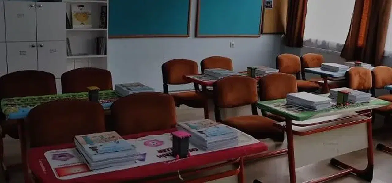 Rize Jandarma, okullarda güvenliği artırmak için denetim ve etkinlikler düzenliyor