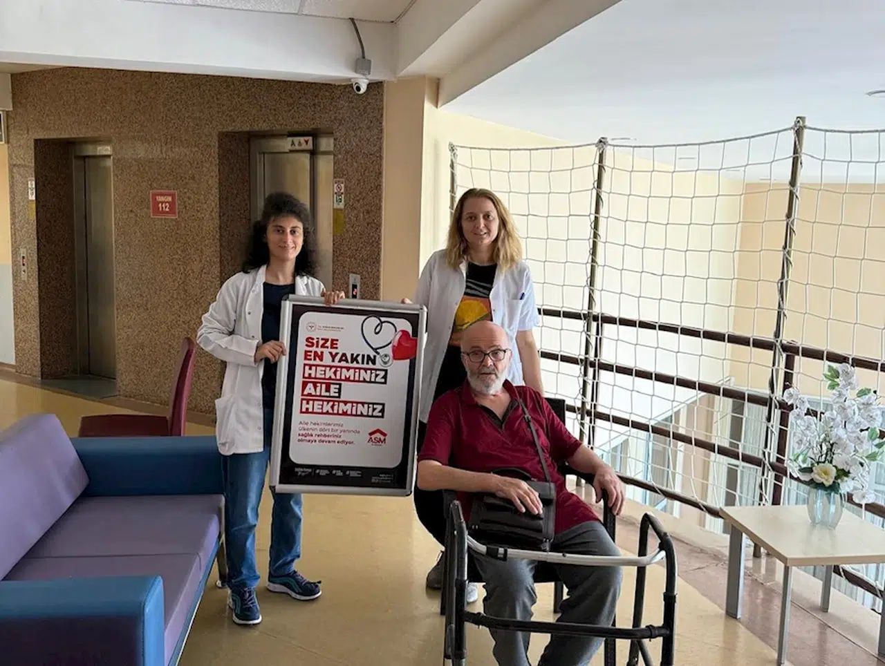 Rize'de Halk Sağlığı Haftası Etkinlikleri Çerçevesinde Aile Hekimleri Halkla Bir Araya Geldi