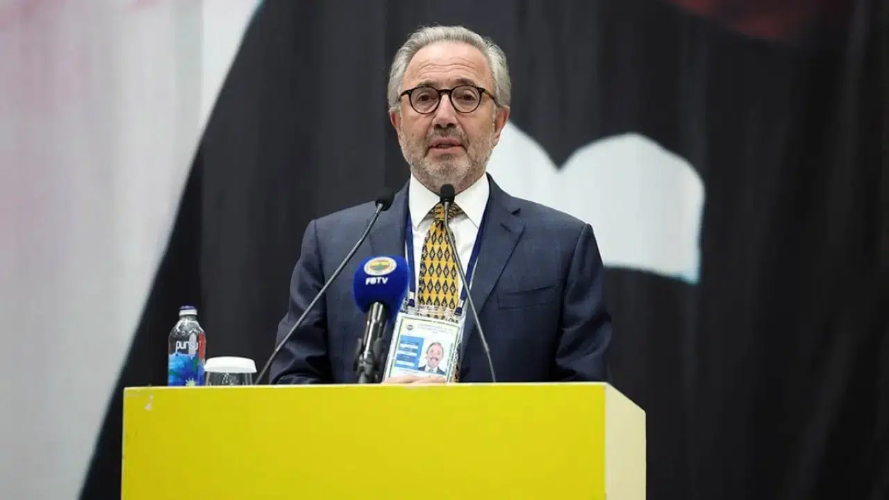 Fenerbahçe'den Yeni Teknik Direktörle İlgili Açıklama Geldi
