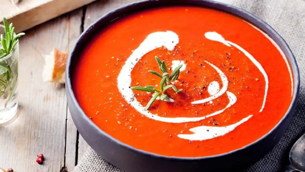 Köz Domates Çorbası Tarifiyle Görümcelere Fark Atın: İşte Sırlarıyla Özel Lezzet!