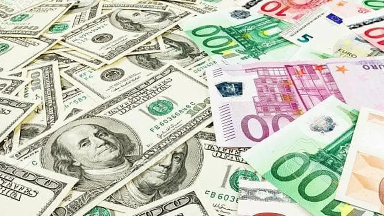 Hafta sonunda dolar ve euro kaç TL?