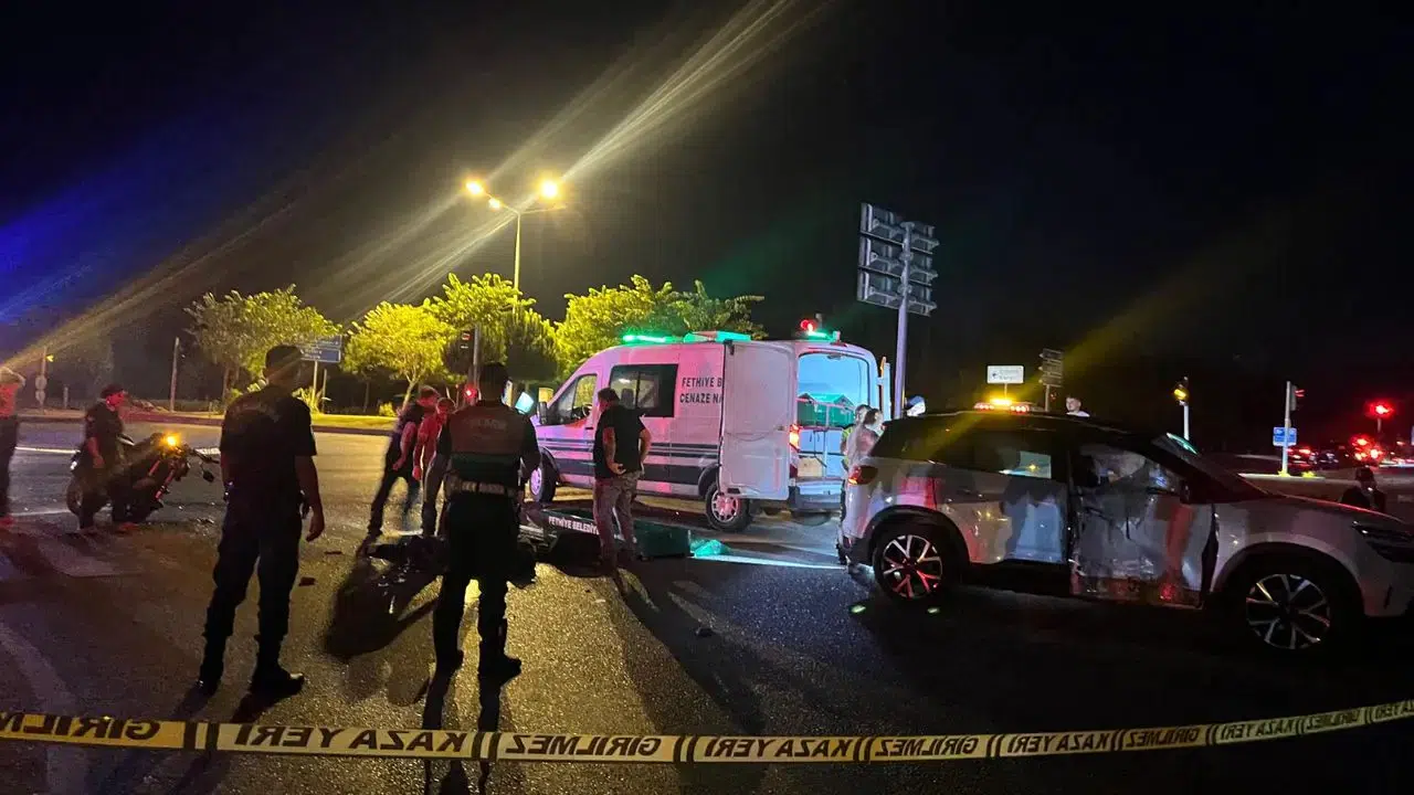 Muğla Fethiye'de feci kaza! 21 yaşındaki sürücü hayatını kaybetti!
