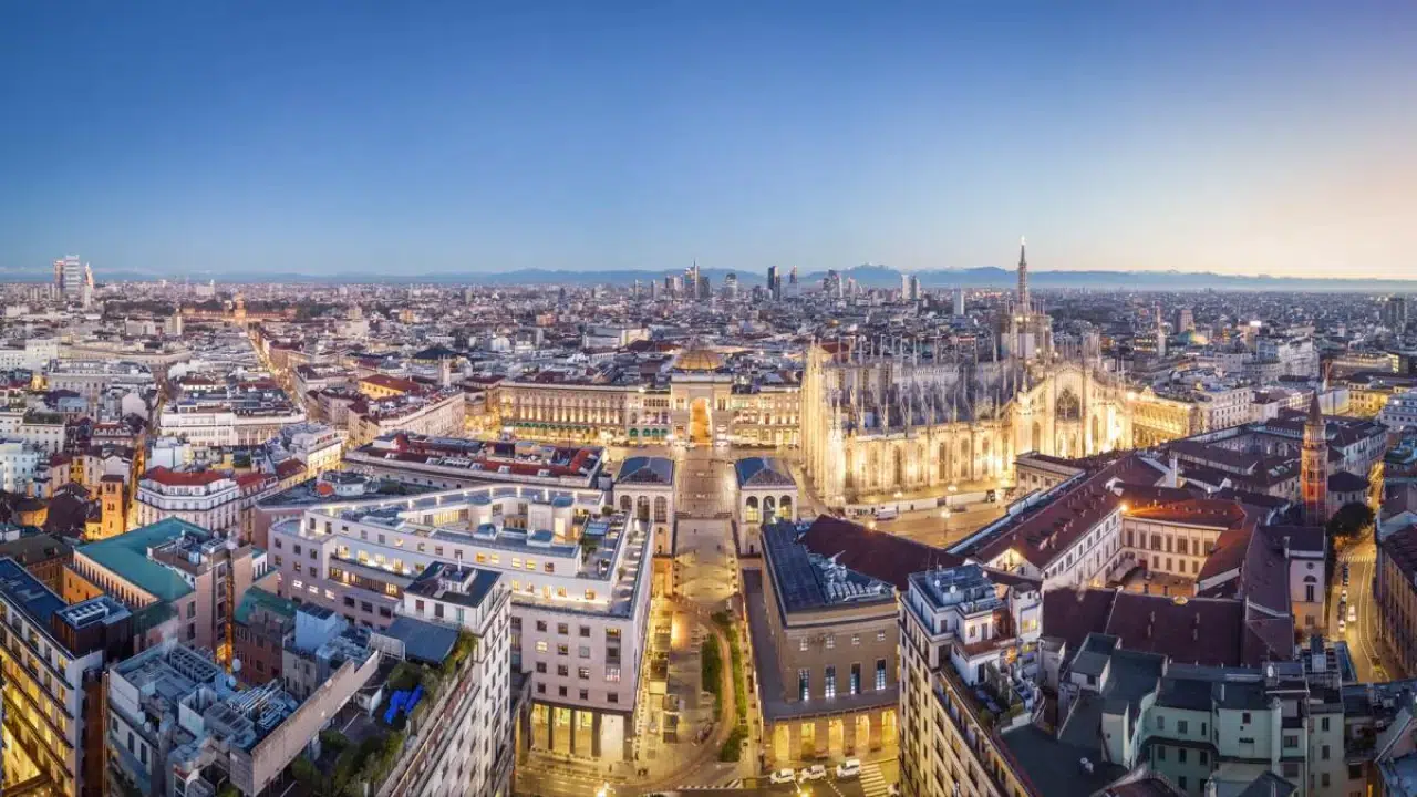 Milano'yu keşfetmek isteyenler için merak edilen liste! Nereler gezilir?