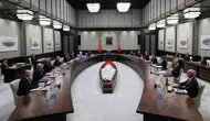 Kabine toplanıyor: Masada fon soruşturması var