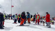 Sarıkamış'ta Snowboard Türkiye Birinciliği, Genç Sporcuların Başarılarıyla Tamamlandı