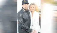 Gizli kapaklı operasyon tamam: Cameron Diaz üçüncü çocuğunu kucağına aldı!