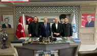 7M Hastanesi Yetkililerinden Şalpazarı Belediye Başkanı Refik Kurukız’a Ziyaret