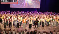 TED Ankara Koleji Halk Dansları Topluluğu'ndan Renkli 90'lar Temalı Final Gösterisi