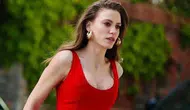 Serenay Sarıkaya Gözaltına Alındı: Ünlü Oyuncunun Şaşırtan Gelişimi!