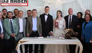 Başkanın en zorlu sınavı: Nikah masasında hem baba hem belediye başkanı oldu