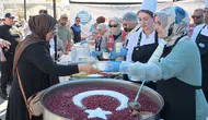 Esenyurt Belediyesi 18 bin kişiye aşure ikram etti