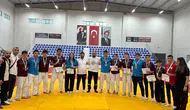 Kuraş Türkiye Şampiyonası'nda Trabzonlu Sporculardan 12 Madalya