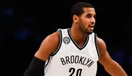Brandon Davies, 34 yaşında basketbolu bıraktı