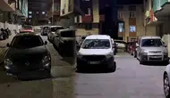 İstanbul'da Gece Görenleri Şaşkına Çeviren Olay: Sürücüler Araçlarını Sokak Ortasına Park Ediyor!