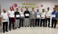 Ortahisar Müftülüğü'nde Etkili Hutbe Sunumu Eğitimini Tamamlayan Personele Belge Verildi