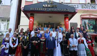 Başkan Ataselim, Ulusal ve Uluslararası Halk Oyunları Ekiplerini Ağırladı