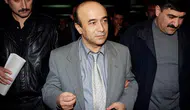 Oral Çelik Kimdir, Neden Öldü? Abdi İpekçi ve Papa Suikastlarıyla Adı Anılan Oral Çelik Hayatını Kaybetti
