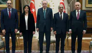 Beştepe'de Terörsüz Türkiye Zirvesi: Başkan Erdoğan, DEM Temsilcileriyle Bir Araya Geldi