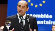 Eski Cumhurbaşkanı ve oğlu gözaltında! Ermenistan'da yolsuzluk operasyonu