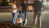 Sokak Ortasında Gençlere Korku Dolu Anlar: 17 Yaşındaki Birey Sırtından Bıçaklandı