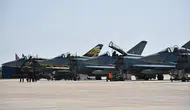 Resmi açıklama geldi! İtalyan Eurofighter savaş uçağı vuruldu
