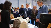 Bayburt Valisi Eldivan, öğrenci sergisini ziyaret etti ve eserleri övgüyle değerlendirdi