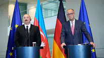 Berlin Zirvesi'nde Sıcak Anlar! Merz: "Benden Habersiz" Dedi, Aliyev Durumu Onayladı!