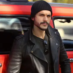 Alperen Duymaz Kimdir, Aslen Nereli, Kaç Yaşında, Hangi Dizilerde Oynadı? Hayatı ve Biyografisi