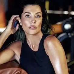 Deniz Akkaya Kimdir? Kaç Yaşında, Nereli, Kariyeri ve Özel Hayatı