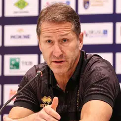 Franco Foda Kimdir? Kosova Teknik Direktörü’nün Hayatı, Kariyeri ve Türkiye Maçı Analizi