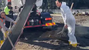 Cumhuriyet Mahallesi’nde Çocuk Parkı ve Sosyal Alan Çalışmaları Sürüyor