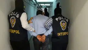 Yurt dışına kaçan 294 kişi Türkiye’ye iade edildi