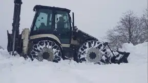 Araklı’da Kar ve Heyelanla Mücadele Aralıksız Sürüyor