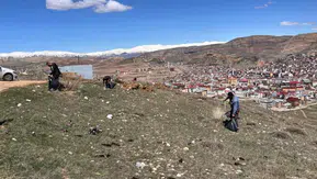 Bayburt Belediyesi’nden Toplu Temizlik Seferberliği: Şehir Adım Adım Daha Temiz Hale Getiriliyor